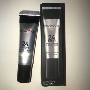 Smashbox eye shadow primer